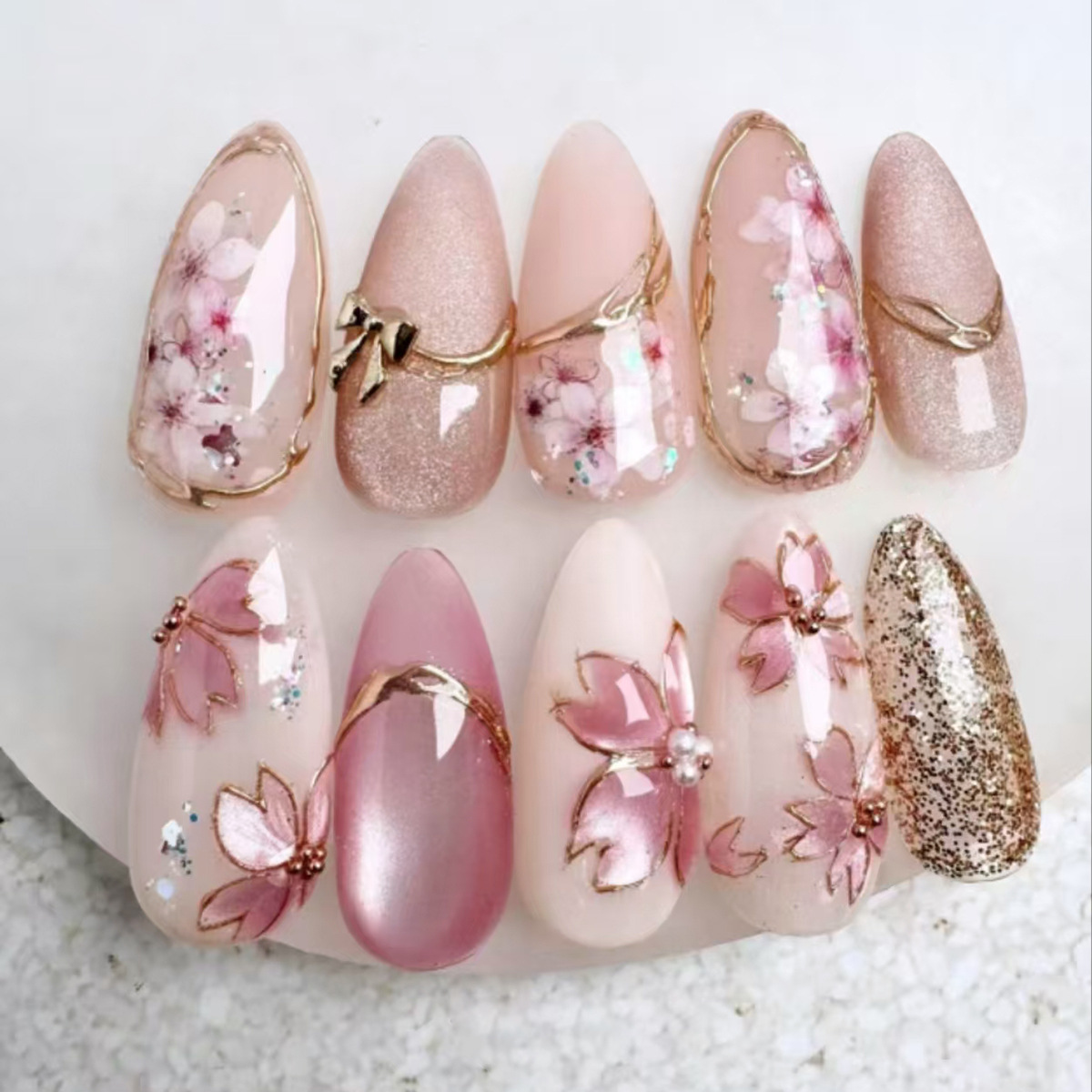 24 Stück Blaue Katzenaugen-Man – Nail Art Full Cat Eye Bewertung und Preis