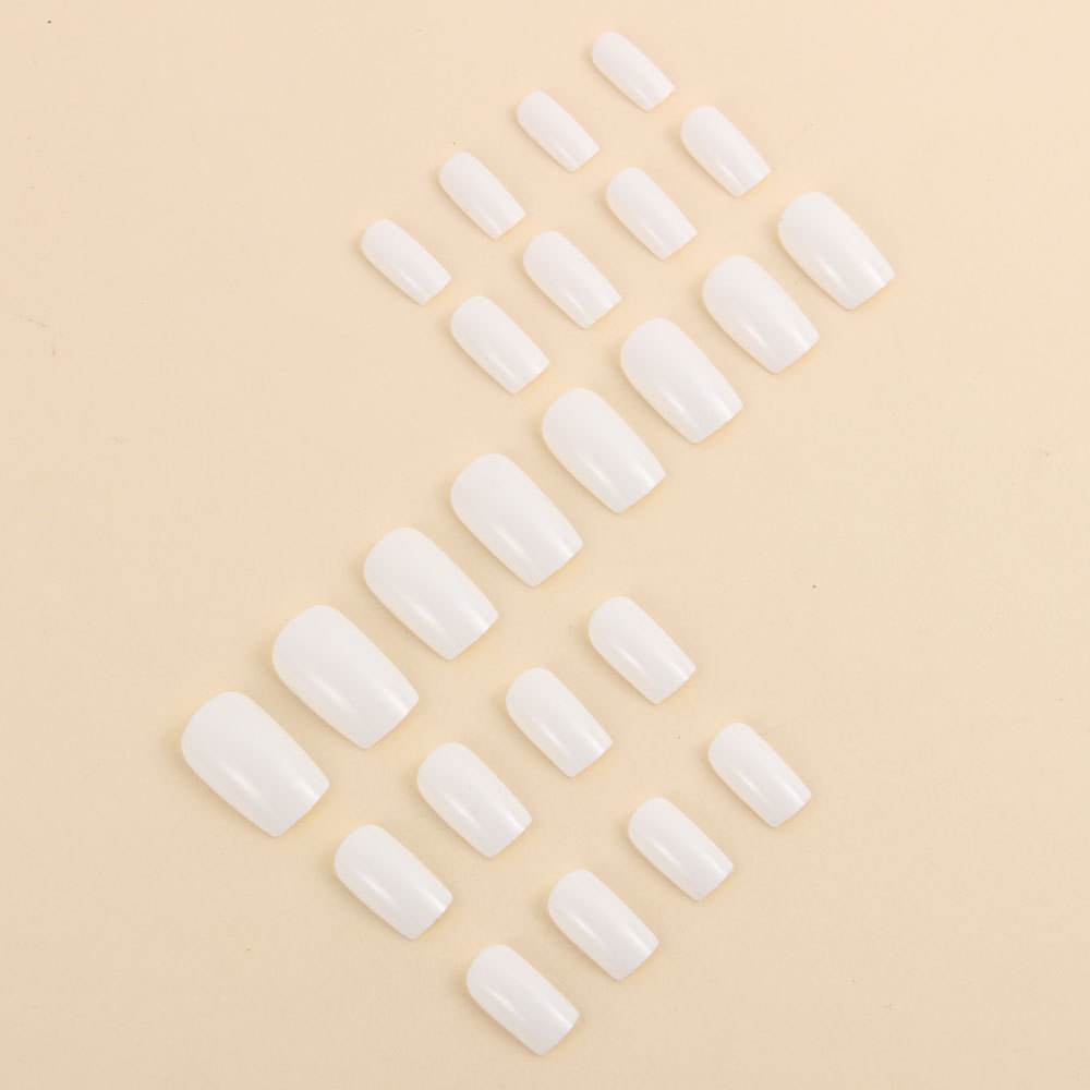 24 Stück Einfache Weiße Aufkle – Nail Art Simple Elegant Bewertung und Preis