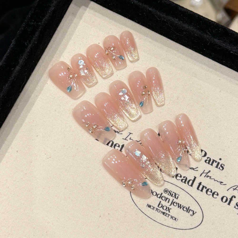 Handgefertigte nackte Nägel zu – Nail Art Full Cat Eye Bewertung und Preis